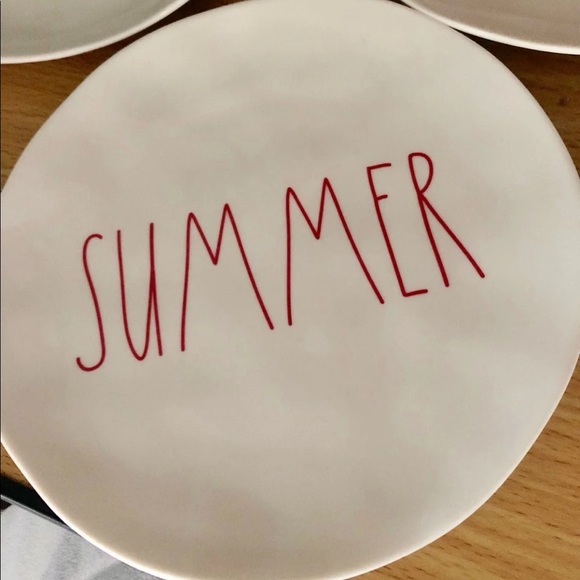 NWT RAE DUNN 4 Melamine Plates “SUMMER BBQ” - Picture 9 of 10